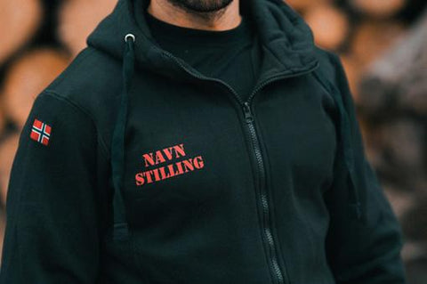 Troppsgenser - Defendo Hettegenser med ZIP - Svart - med eget design Shefi Sportswear