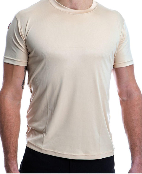 T-skjorte i teknisk stoff med eget design Shefi Sportswear