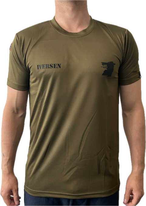 T-skjorte i teknisk stoff med eget design Shefi Sportswear