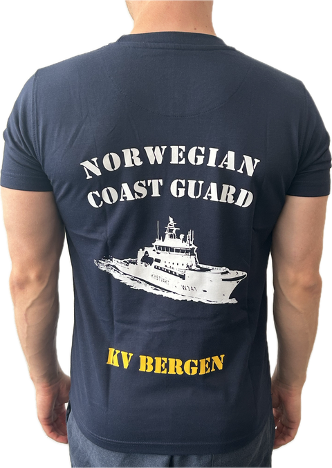 T-skjorte i bomull med eget design Shefi Sportswear
